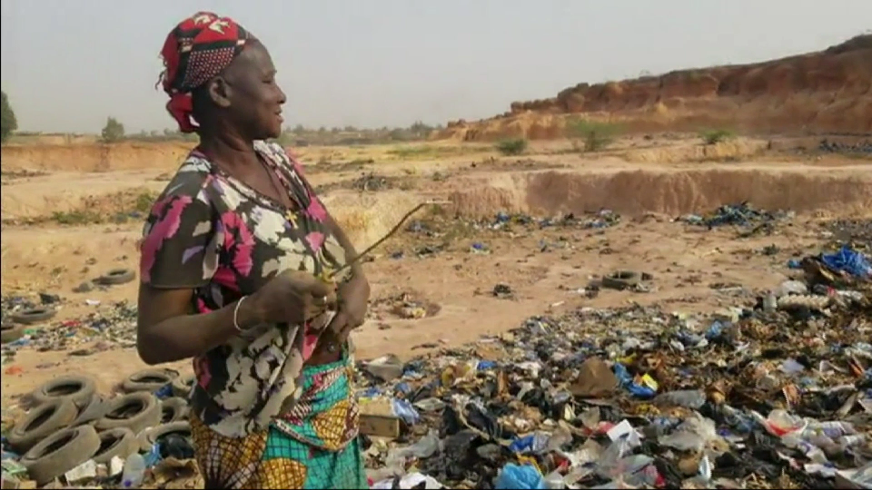 Article : La vie autour d’un chantier d’ordures