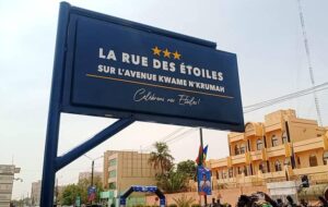 Article : La Rue des Étoiles : L&rsquo;avenue Kwame N&rsquo;krumah transformée en musée