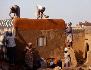 Article : La cour royale de Tiébélé au Burkina Faso : le patrimoine qui menace de se fissurer au sens propre comme au figuré